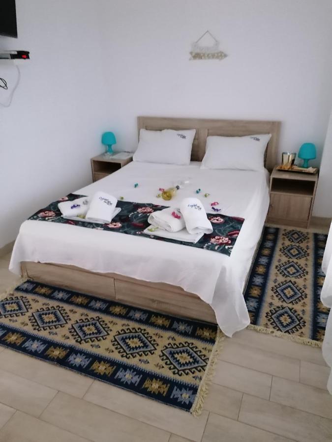 Crystal Blue Apartments Nea Kallikrateia Εξωτερικό φωτογραφία