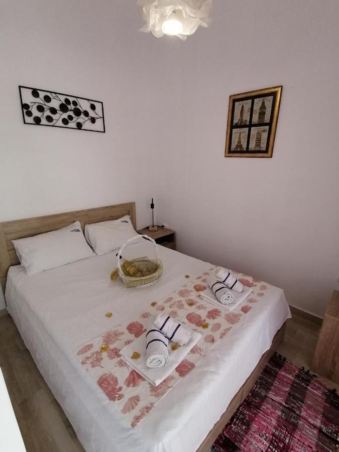 Crystal Blue Apartments Nea Kallikrateia Εξωτερικό φωτογραφία