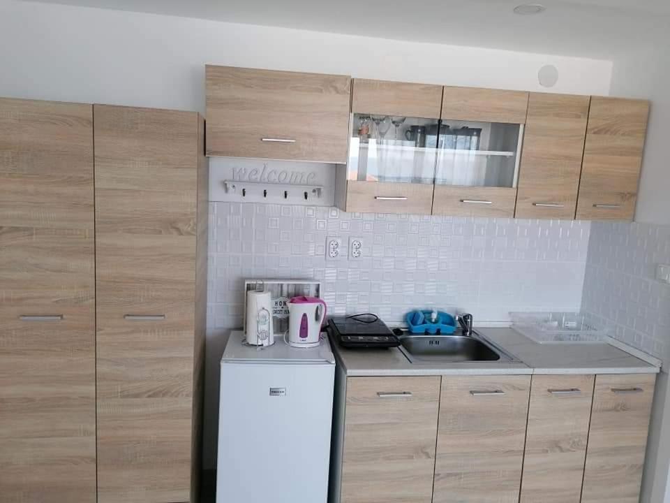 Crystal Blue Apartments Nea Kallikrateia Δωμάτιο φωτογραφία