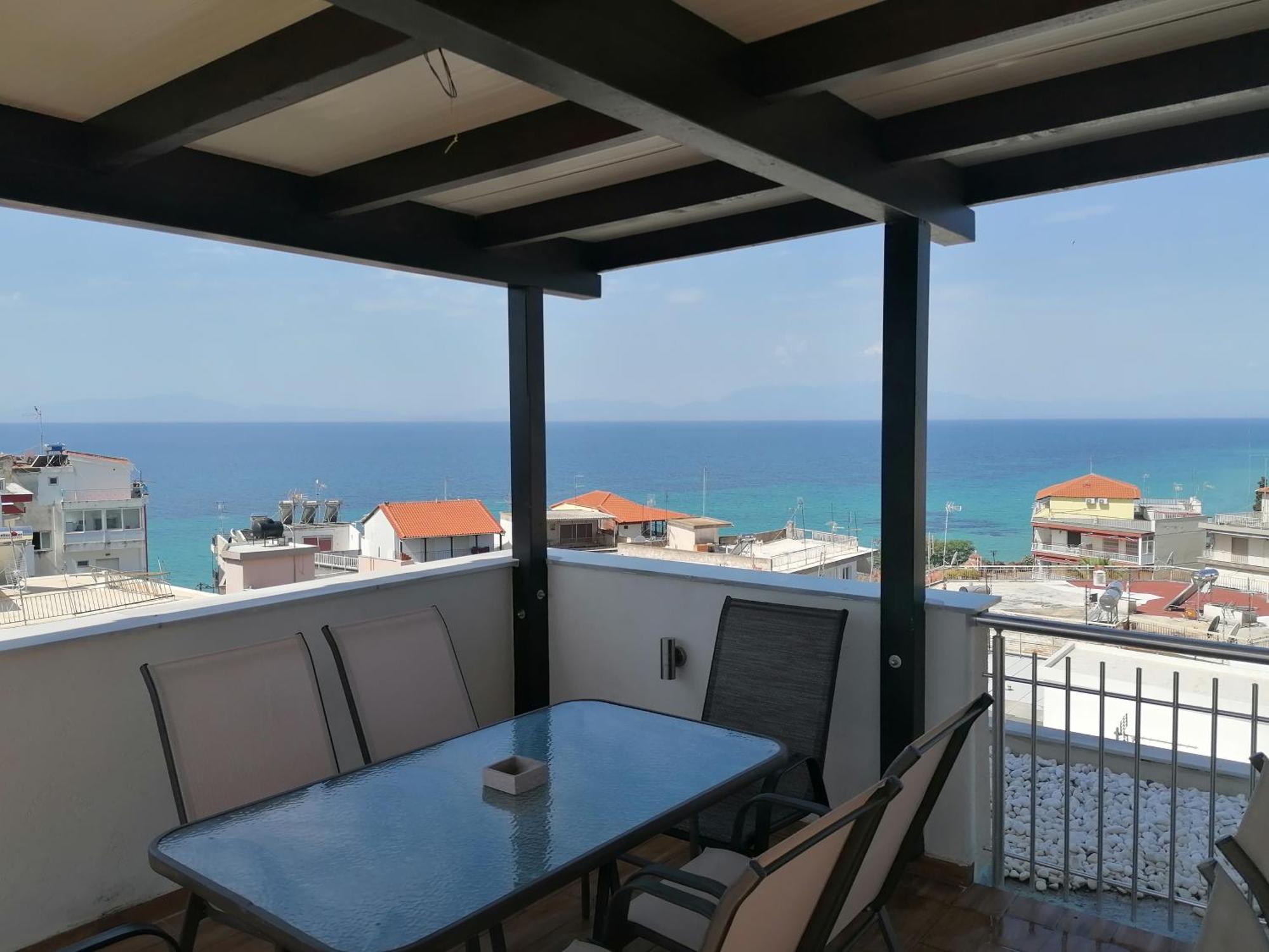 Crystal Blue Apartments Nea Kallikrateia Εξωτερικό φωτογραφία