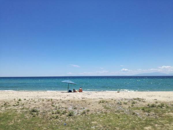Crystal Blue Apartments Nea Kallikrateia Εξωτερικό φωτογραφία